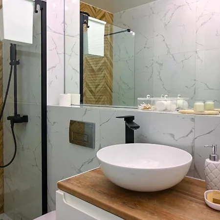 Krolowej Nilu Katowice